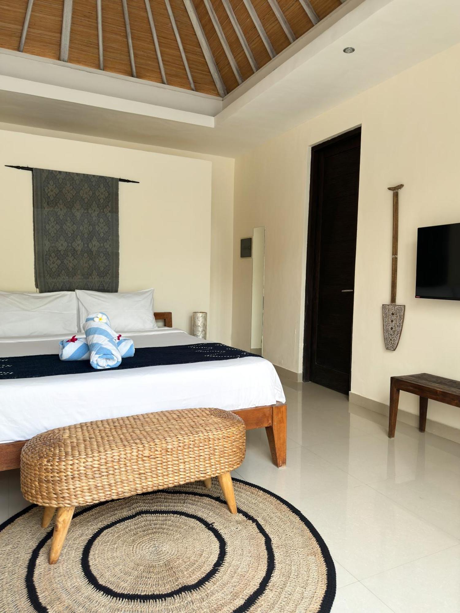 Aster Villa Seminyak Bagian luar foto
